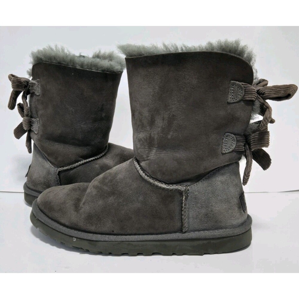 UGG Boots Womens US 7 Bailey Bow 1005532 Shearling Grey Suede Round Toe